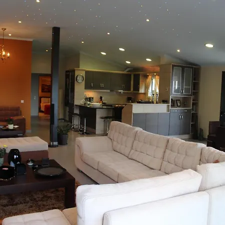 Rentaki Villas شقة فندقية كيري